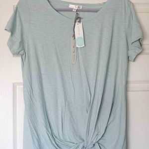 NWT Nine Britton Levie Knot Front Top